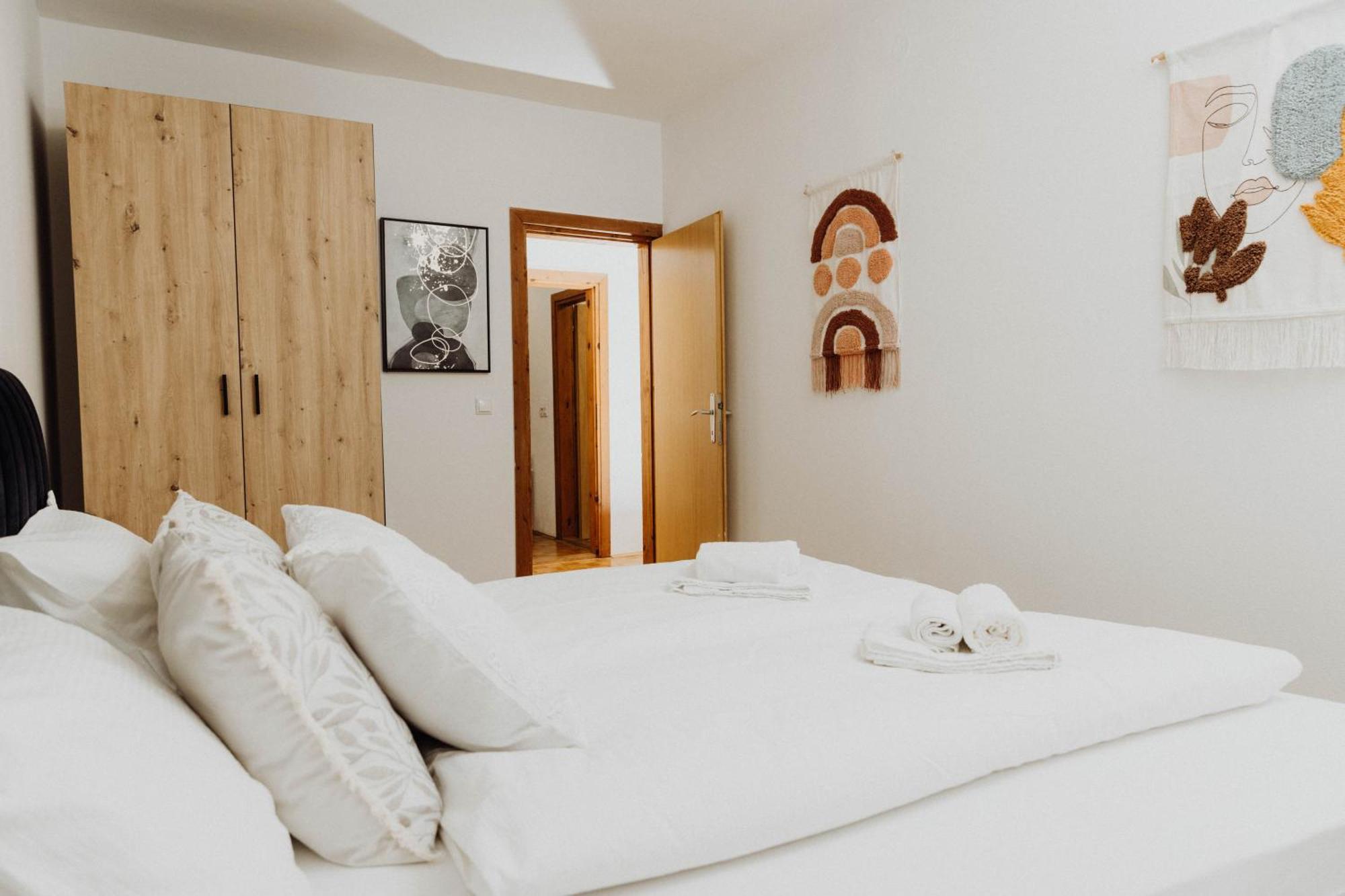 Apartman Tihana Vinkovci Bagian luar foto