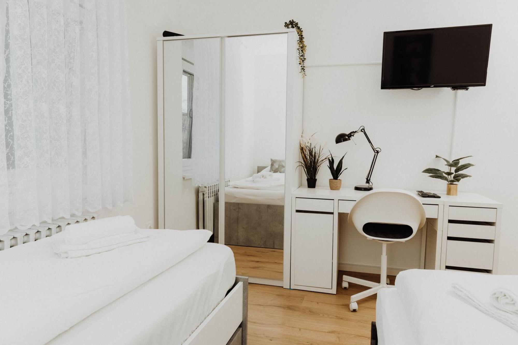 Apartman Tihana Vinkovci Bagian luar foto