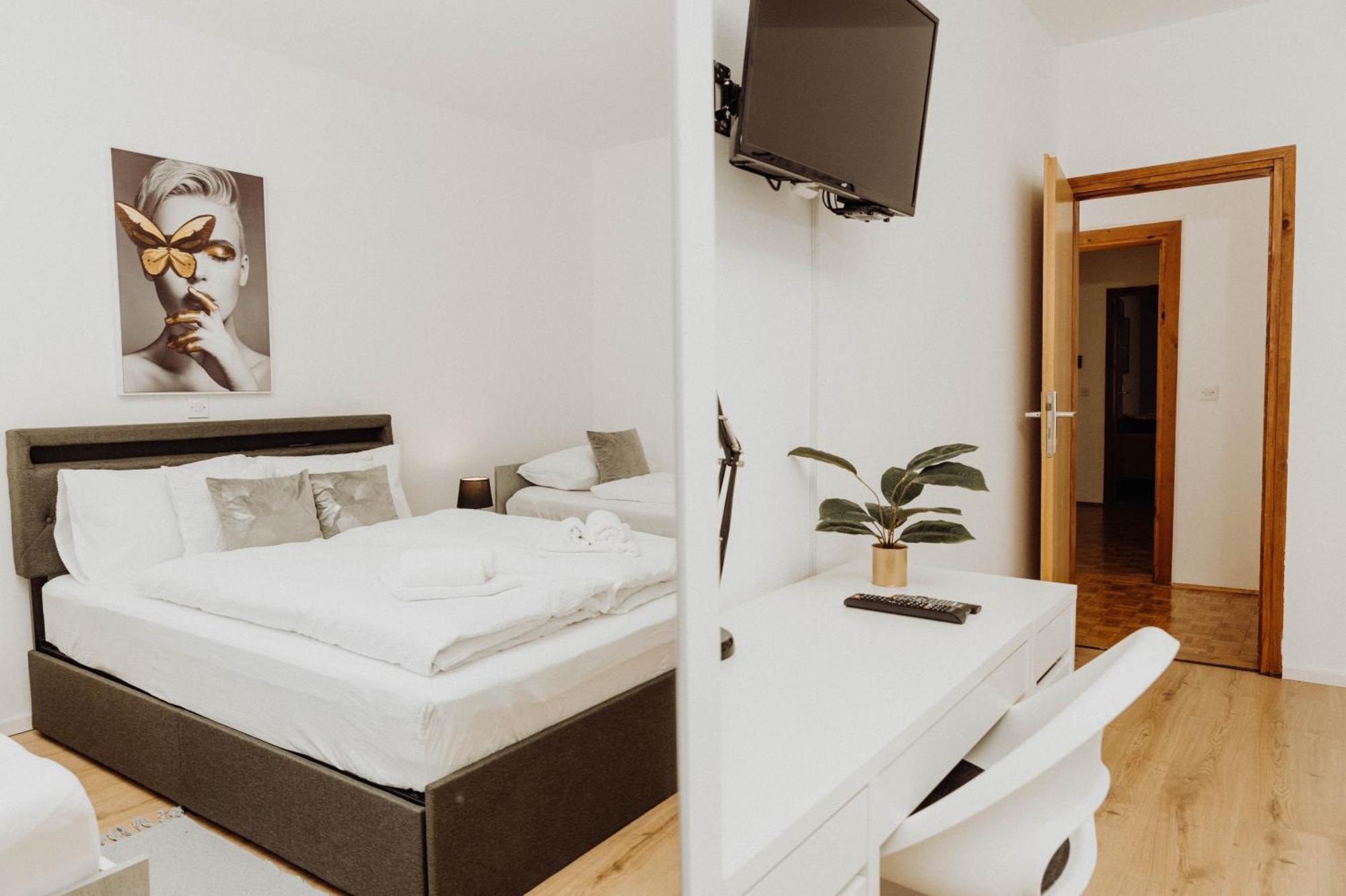 Apartman Tihana Vinkovci Bagian luar foto