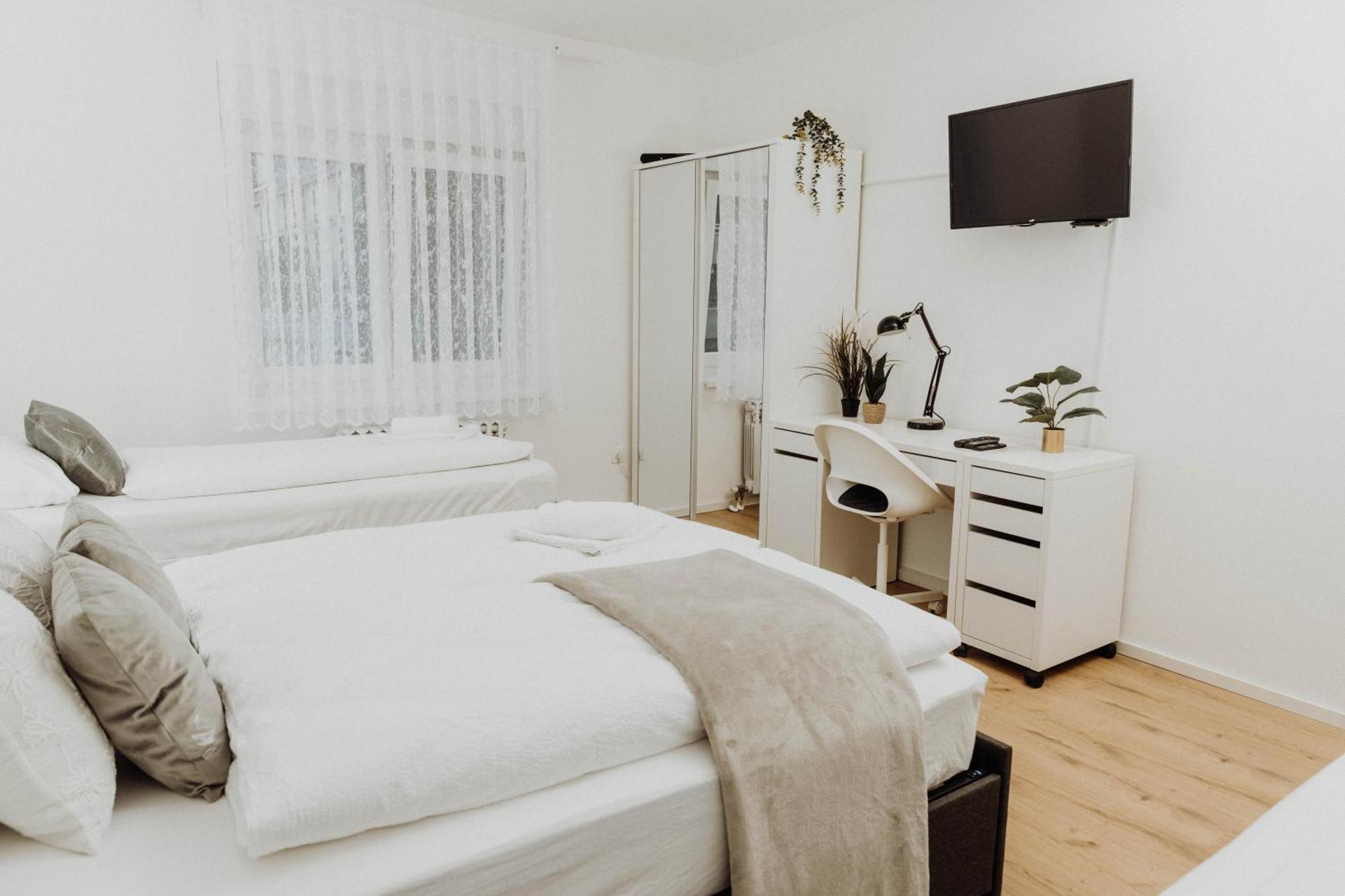Apartman Tihana Vinkovci Bagian luar foto