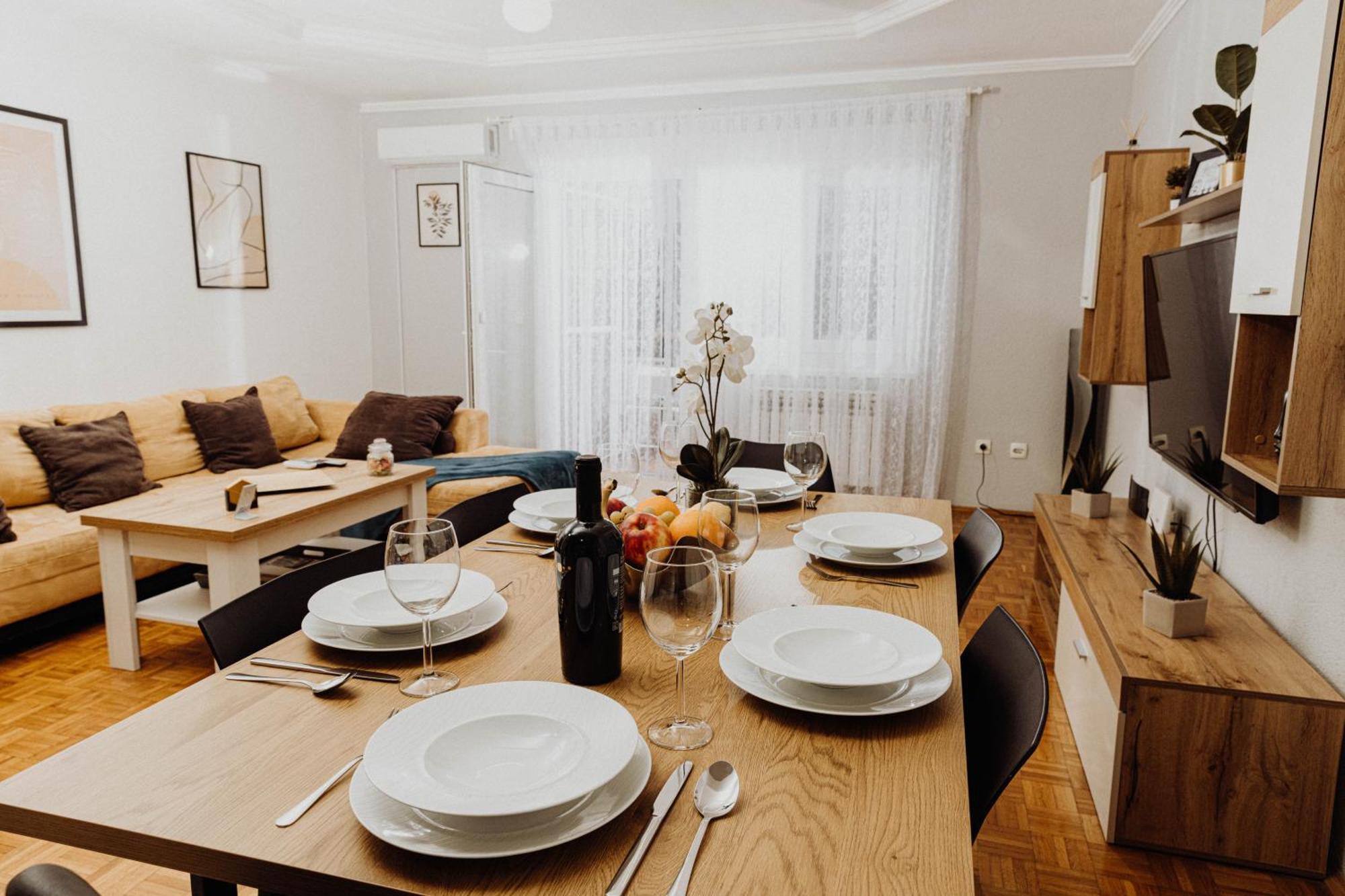 Apartman Tihana Vinkovci Bagian luar foto
