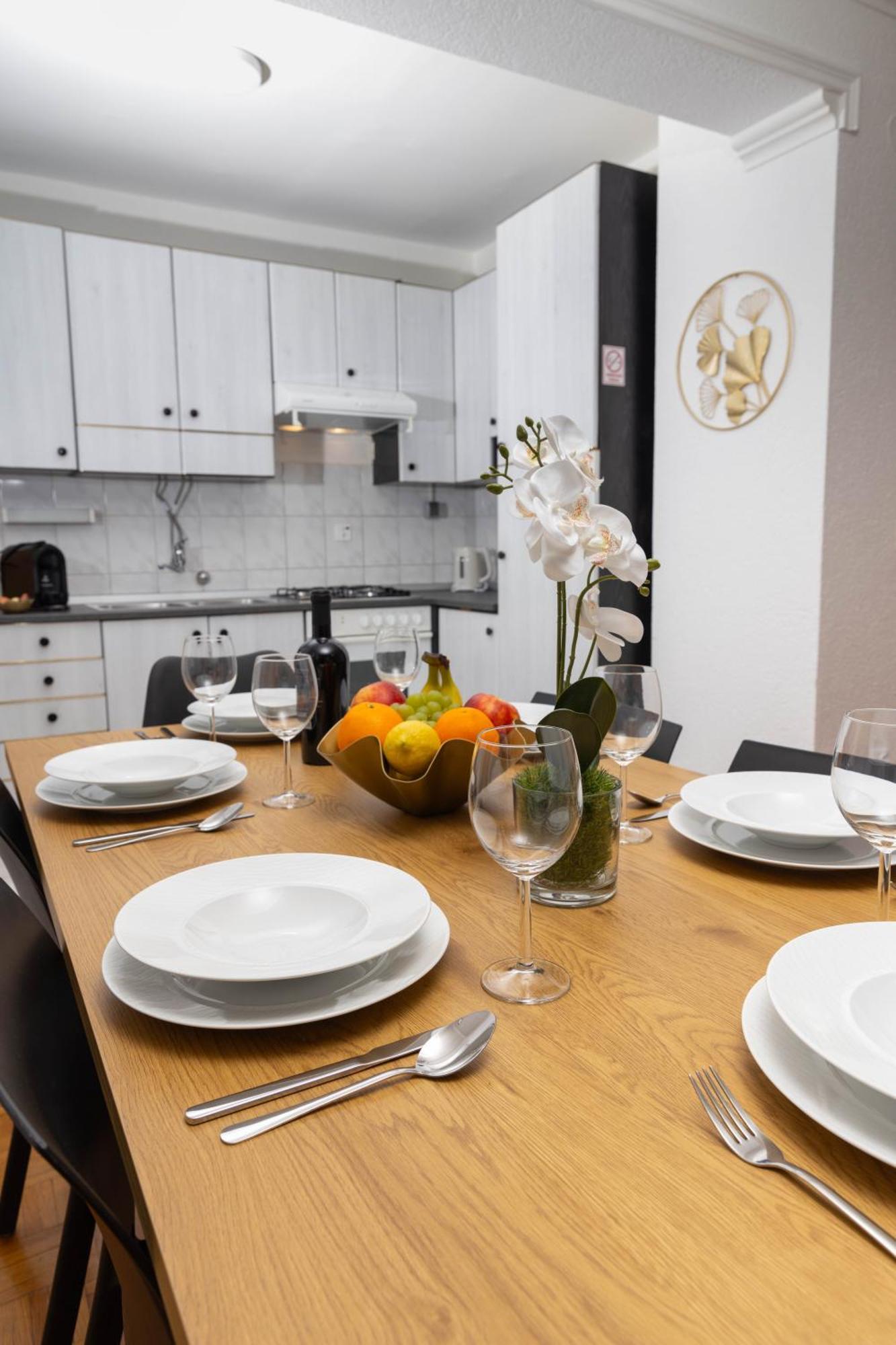 Apartman Tihana Vinkovci Bagian luar foto